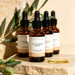 Élixir Botanique Éclatant à l'Acide Hyaluronique et au Complexe de Vitamine B3 (Niacinamide) Marque Blanche - Product Image 6