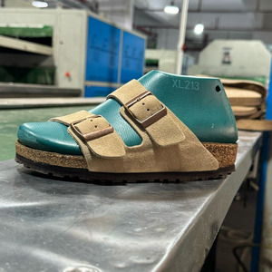 Sandales plates décontractées en PU style Birkenstock, grandes tailles, tendance - Nouveauté Birkenstock - Product Image 5