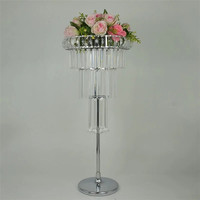 Centre de table en fer doré, support de fleurs en métal et acrylique, accessoire de scène pour mariage, hôtel, fête, événement, banquet, décoration