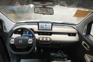 Chery QQ Ice Cream Youth Edition 2024 205KM Sundae Kursi Kain Gelap Kiri 3-pintu 4-kursi Mini Van Listrik Motor 41hp Terpasang di Belakang - Product Image 5