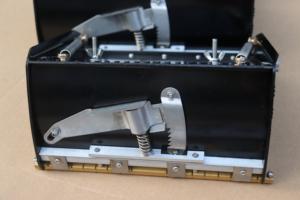 Boîte <span class=keywords><strong>de</strong></span> <span class=keywords><strong>finition</strong></span> plate Drywall Master 12 pouces avec perche pour application sans <span class=keywords><strong>enduit</strong></span>, pose <span class=keywords><strong>de</strong></span> clous, et cornières - Product Image 3