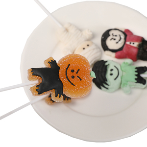 Bonbons d'Halloween Trick or Treat 20g, bonbons gélifiés en forme de monstres effrayants dans un coffret cadeau thématique pour les événements d'enfants - Product Image 2