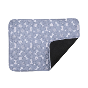 Kaymaz özelliği ile yeniden kullanılabilir köpek pedleri emici köpek paspasları yıkanabilir bez çiş pedleri - Product Image 4