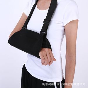 Breathable children's forearm sling, sports shoulder and neck brace, wrist brace, arm fracture fixation belt, arm sling - Product Image 4
