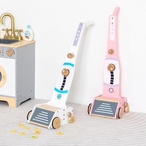 Aspirateur en bois artisanal de luxe, design vintage nordique, outil de nettoyage domestique décoratif haut de gamme pour les foyers élégants et éco-responsables - Product Image 1