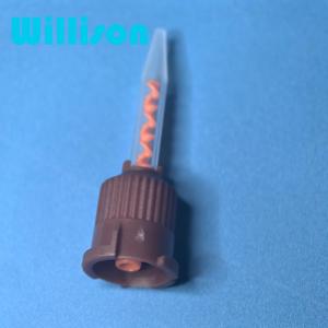 Pointes pointues dentaires uniques en plastique brun 4:1 mélangeur <span class=keywords><strong>dentaire</strong></span> en résine à pointe courte pour matériau de <span class=keywords><strong>ciment</strong></span> temporaire - Product Image 3