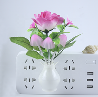 Lampe murale LED de chevet RGB en forme de rose avec capteur de contrôle, alimentation CA, corps en plastique, lumière rose multicolore
