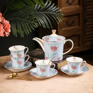 Ensemble élégant de thé et de café en porcelaine bleu tulipe, motif floral, 6 tasses et soucoupes, 1 pot à crème, 1 pot à sucre, 1 théière, 15 pièces, ensemble pour le thé de l'après-midi - Product Image 3