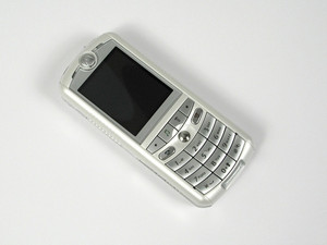 Le téléphone portable GSM classique débloqué le plus vendu pour Motorola <span class=keywords><strong>ROKR</strong></span> E1 - Product Image 4