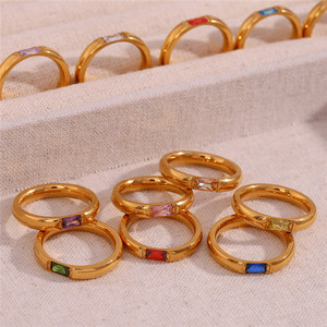 SP批发女性结婚戒指18k金PVD电镀不锈钢生石立方锆石戒指 - Product Image 4