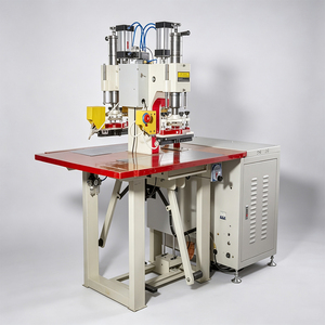 Machine à souder haute fréquence à double pédale pour tissu enduit <span class=keywords><strong>PVC</strong></span> Textilène 5KW~15KW, nouvelle <span class=keywords><strong>buse</strong></span> de valve d'air TPU - Product Image 3