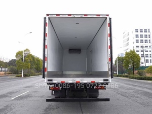 Shacman กล่องใส่ตู้เย็นดีเซลมาตรฐานการปล่อยก๊าซยูโร6สำหรับเก็บเนื้อไก่แช่แข็ง - Product Image 4