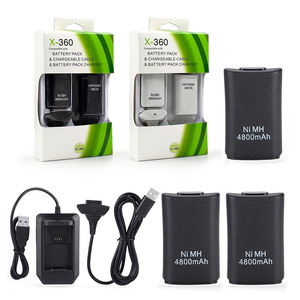 Комплект для зарядки контроллеров 5-в-1 для <span class=keywords><strong>Xbox</strong></span> <span class=keywords><strong>360</strong></span> с аккумулятором 4800 мАч, черно-белый - Product Image 1