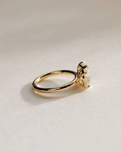 Anillo de Compromiso de Moissanita de Excelente Calidad para Joyería Nupcial Elegante, Eventos de Compromiso y Momentos Especiales, Disponible para la Venta - Product Image 4