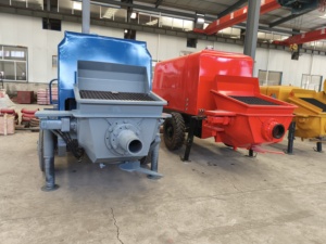 Pompe à <span class=keywords><strong>béton</strong></span> électrique sur remorque MINLE HBTS60 à double sortie, 68 m³/h, 90 kW, avec deux pompes Kawasaki pour la construction de bâtiments de grande hauteur, de tunnels et de ponts - Product Image 5