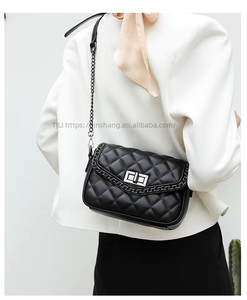 Women's Fashion Simple <b>Small</b> PU <b>Handbag</b> Brand New Design Chain Shoulder Messenger Bag Lady Style All Seasons 20x7x16CM Tanjing - Product Image 6