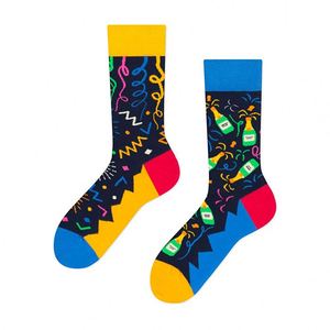Chaussettes en coton à motif créatif et irrégulier, style AB, pour la mode urbaine, vente en gros - Product Image 3