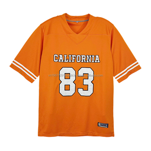 Maillot de football rétro personnalisé avec logo d'équipe, vente en gros ODM, tissu lisse à séchage rapide, col en V, streetwear décontracté pour les fans, usage quotidien. - Product Image 1