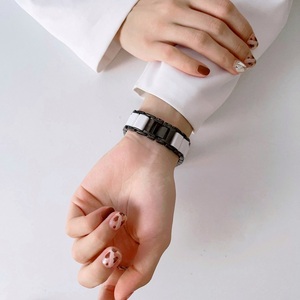 Pulsera de metal para mujer para <span class=keywords><strong>Apple</strong></span> <span class=keywords><strong>Watch</strong></span> Series 5 <span class=keywords><strong>6</strong></span> 7 8 40mm 44mm 38mm 42mm <span class=keywords><strong>acero</strong></span> <span class=keywords><strong>inoxidable</strong></span> + correa de reloj de resina - Product Image 6