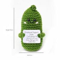 Jouet en crochet personnalisé avec texte émotionnel, cadeau de Noël fait à la main, concombre en crochet avec affirmation positive