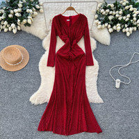 Robe décontractée élégante pour femme WIWT à manches longues, col en V, taille torsadée, ourlet sirène, avec décorations en strass, pour les fêtes et le quotidien