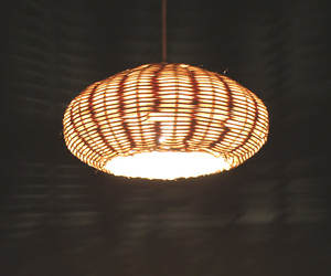 Abat-jour suspendu en rotin écologique fait à la main style design du milieu du siècle pour la décoration de la maison fabriqué au Vietnam - Product Image 6