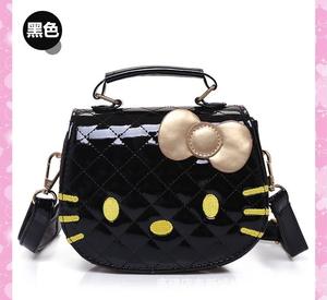 2025 Nueva versión coreana lindo KT gato bandolera Casual princesa bolsa con estilo de moda PU Material versátil para niñas - Product Image 5