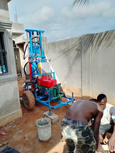 <span class=keywords><strong>150m</strong></span> 가장 저렴한 디젤 유압 물 우물 드릴링 장비 기계 - Product Image 4