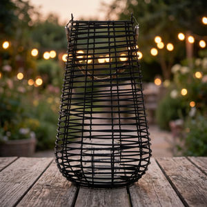 Lanterne en métal de conception de fil de laiton d'AK dans la poudre noire enduite finie avec la poignée de corde pour des accents de décor de maison et d'hôtel - Product Image 2
