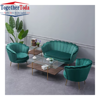 Fauteuil inclinable de style nordique pour balcon, chaise de loisirs en velours rose, fauteuil rembourré moderne en forme de coquille avec pieds en métal