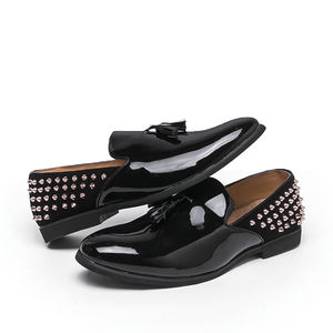 Mocasines Negros con Borlas y Remaches para Hombre y Mujer, Tallas Grandes 37-48 - Product Image 2