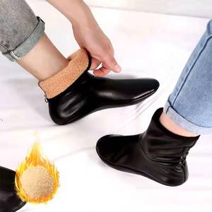 Calcetines Khuff de poliéster personalizados de alta calidad para hombres, ideales para la oración informal en las mezquitas islámicas en invierno, manteniendo a los musulmanes abrigados. - Product Image 1