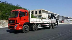 Camion de calibrage de poids DONFENG 8x4 spécial métrologie avec grue pour la vérification des ponts-bascules routiers - Product Image 4