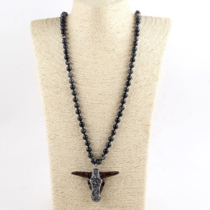 Collar con colgante de cabeza de calavera de Toro de resina marrón para mujer, joyería Bohemia, piedras largas anudadas hechas a mano - Product Image 2