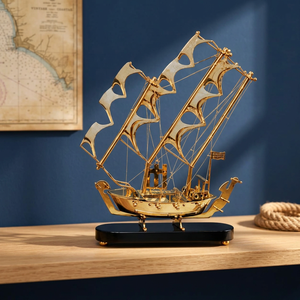 Modèle de voilier décoratif en laiton, artisanal, décoration nautique pour la maison, le bureau, la table, cadeau maritime et aménagement intérieur - Product Image 1