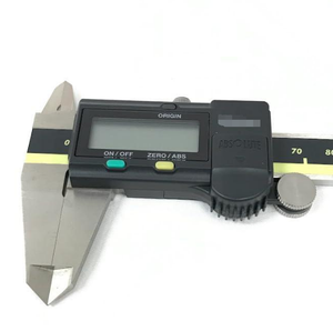 Calibrador Vernier Electrónico de Alta Precisión Mitutoyo CD-10AX CD-10APX Rango 0-100mm con Rodillo - Product Image 4