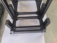 Cockpit de simulateur de conduite de voiture de course Sim Racing avec cadre en profilé aluminium extrudé industriel de 2 mm d'épaisseur et plateau pour écran LED unique, référence 40120