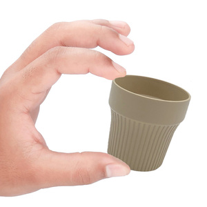 Vasi per Piante Grasse 7x6,5 Cm Rotondi Beige in Resina Resistente ai Raggi UV per Interni - Product Image 4