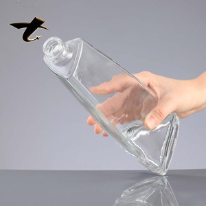 Botella <span class=keywords><strong>de</strong></span> Vidrio Transparente para <span class=keywords><strong>Vodka</strong></span>, Whisky, Brandy, 750 ml, 700 ml, 500 ml, con Tapa <span class=keywords><strong>de</strong></span> Rosca - Product Image 4