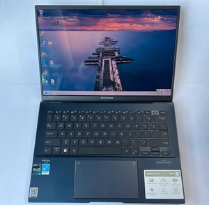 UX340 <span class=keywords><strong>zenbook</strong></span> ธุรกิจแบบบาง<span class=keywords><strong>14</strong></span>นิ้วหน้าจอ <span class=keywords><strong>OLED</strong></span> 2.8K Intel Core <span class=keywords><strong>I7</strong></span> 12TH 90Hz อัตราการรีเฟรช16 + 512GB - Product Image 1