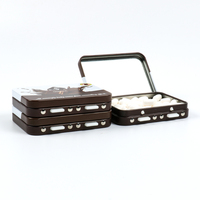 Mini savon à charnière en métal, conteneur de bonbons à la menthe, résistant aux enfants, petite boîte carrée en fer blanc, vente en gros