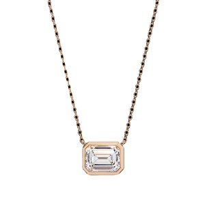 Collier pendentif élégant style diamant pour femme, design minimaliste, à porter au quotidien, bijou léger et brillant, idée cadeau - Product Image 1