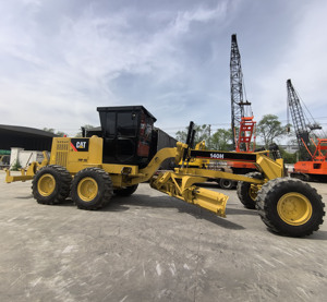 รถเกรดเดอร์ CAT 140H มือสอง พร้อมบริการบำรุงรักษาเต็มรูปแบบ ไมล์น้อย เหมาะสำหรับงานปรับระดับถนน งานก่อสร้างทางหลวง ขายแล้ว - Product Image 4