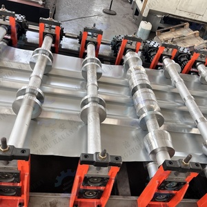 เครื่องขึ้นรูปลอนหลังคาเหล็กแบบม้วน พร้อมระบบควบคุม PLC แบบซ้อนกัน ใช้งานง่าย - Product Image 2