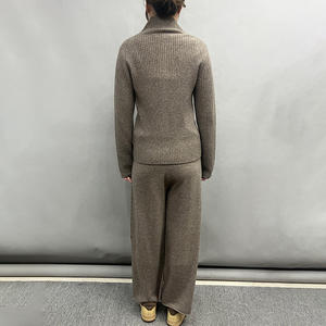 Pantaloni Lunghi Invernali in Lana di Alta Qualità Jancoco, Pantaloni in Lana di Yak Lavorati a Maglia su Misura con Coulisse per Donna - Product Image 4