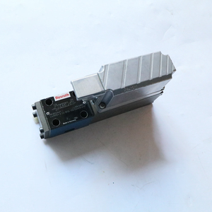 วาล์วควบคุมทิศทางแบบสัดส่วน Rexroth รุ่น 4WRPEH หมายเลข 0811404611 4WRPEH6C4B12L-2X/G24K0/A1M - Product Image 6