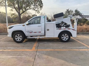 Camion de remorquage et de dépannage Foton 4x4 diesel à cabine simple personnalisée avec benne sur mesure de 3 à 4 tonnes - Product Image 3