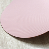 Tapis de yoga TPE écologique antidérapant Arch 6 mm, plus large (68 cm), durable, haut de gamme, ovale, avec logo personnalisé, impression personnalisée, tapis de fitness