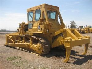 รถดันดินตีนตะขาบ Caterpillar D7G, รถดันดินตีนตะขาบจากญี่ปุ่น รุ่น D5/D6/D7/D8/D9 เครื่องจักรก่อสร้างหนัก - Product Image 3