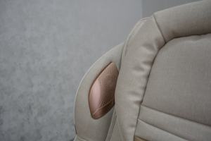 設計が優れたコンパクトで省スペースな電動3Dマッサージチェア（狭いアパートのリビングルーム向け） - Product Image 5